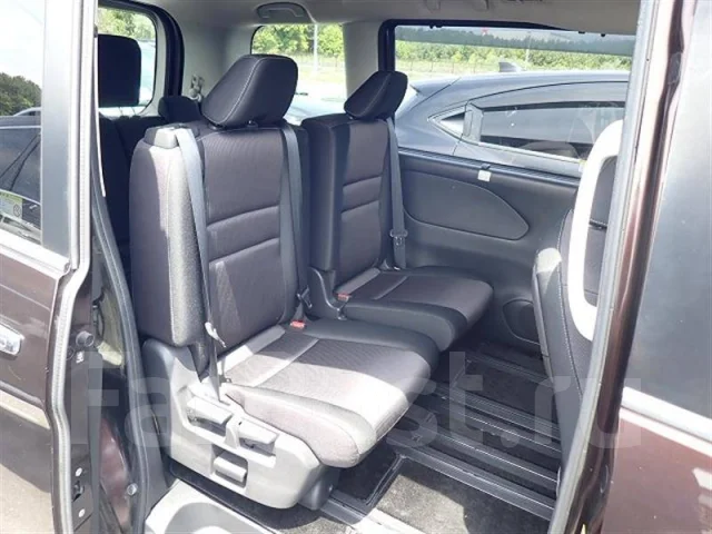 Nissan Serena. ��������, ��������, 2.0 (147��.�.), ������, 1 250 000����. ��, �/� ����