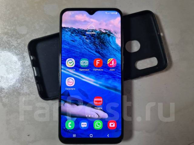 Samsung Galaxy A20 3/32Gb NFC, 32 гб, 6.40", моноблок, черный, б/у, в ...