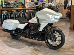 Harley-Davidson CVO Road Glide. 1 983����. ��., ��������, ���, ��� ������� ����