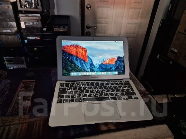 Apple MacBook Air 11 2015 Early. 11.6", ��� 4 ��, ���� 128���, WiFi: 1, ����������� �� 4��. ����