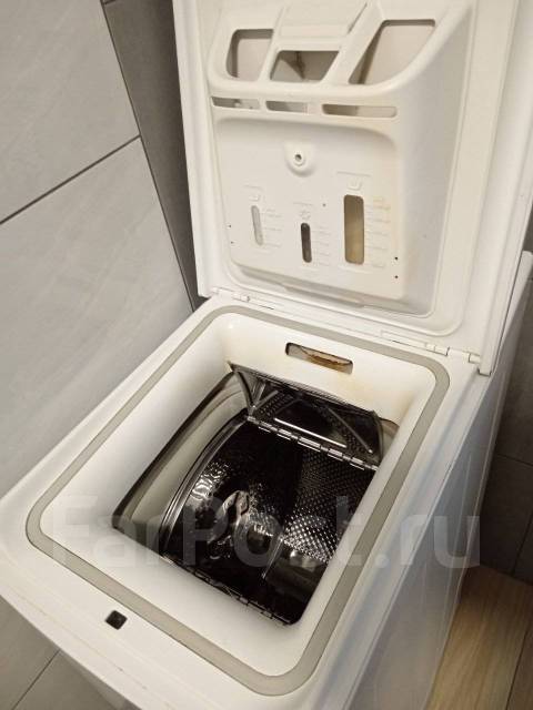Машинка стиральная Hotpoint Ariston б/у, вертикальная загрузка, 6,0 кг ...
