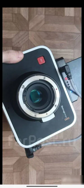 Blackmagic Design Cinema Camera MFT. ��� ��������� ����