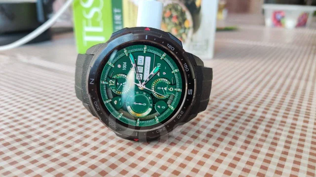 Honor Watch GS Pro ����