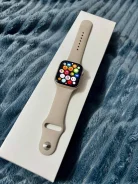 Apple Watch Series 8. GPS, NFC, IP68 ����