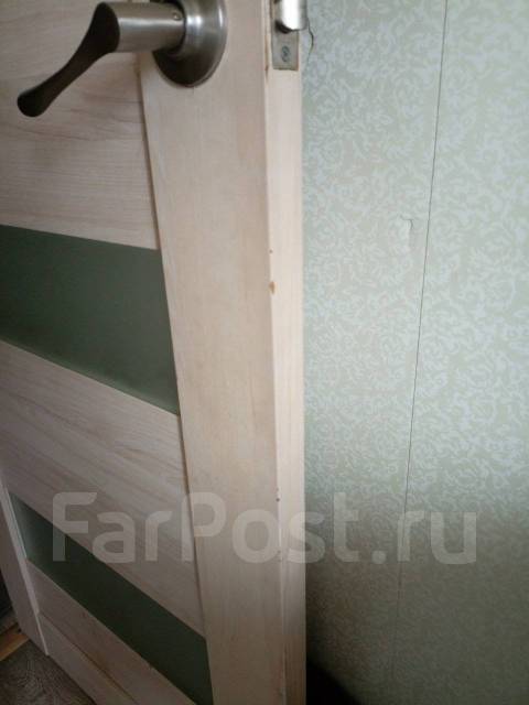 Дверь межкомнатная 70 см + коробка б/у во Владивостоке