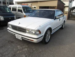 Nissan Cedric. UY31, RD28 ����