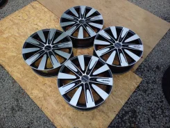 AME Modelart. 7.0x18", 5x114.3, ET53, �� 72���. ����