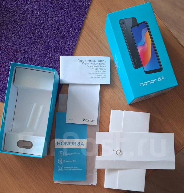 Honor 8A. �/�, 32 ��, �������, 4G LTE ����