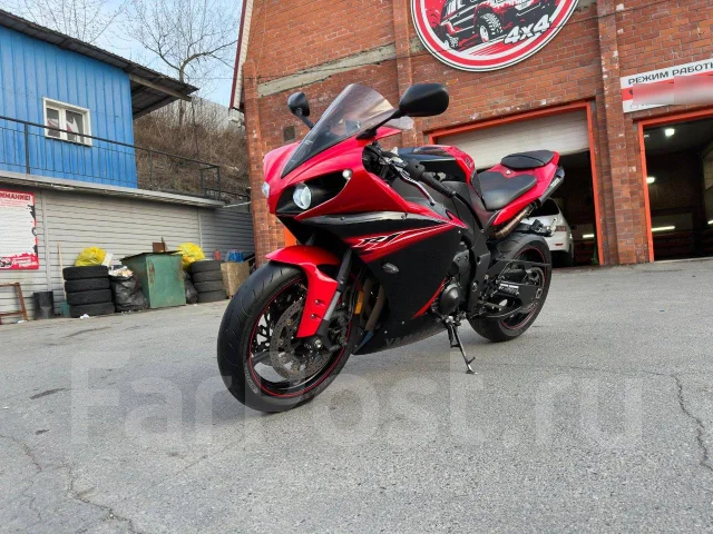 Yamaha YZF-R1, 2013, 999 куб. см. 4х тактный, без пробега, исправен, 30 ...