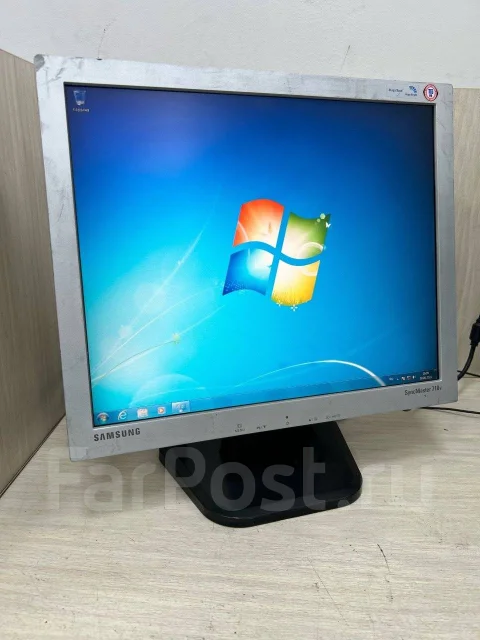 Samsung. 17" ����