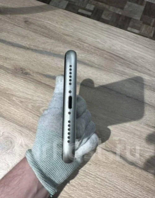 Apple iPhone 11. �/�, 128 ��, �����, 4G LTE ����