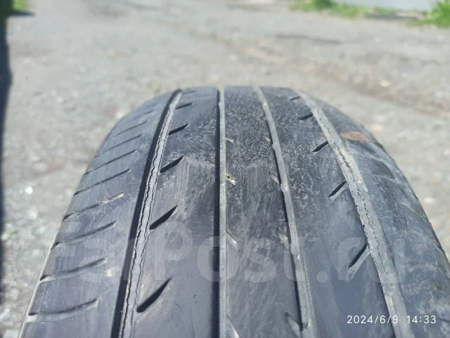 Yokohama BluEarth E52. ������, 2018 ���, �/�, ����� 40 % ����