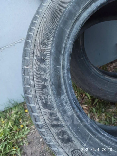Yokohama BluEarth E52. ������, 2018 ���, �/�, ����� 40 % ����