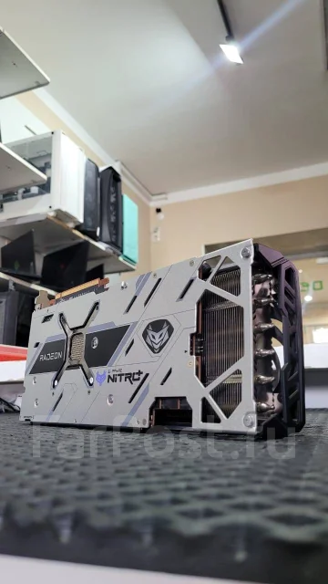 GeForce 9800 GTX+ ����
