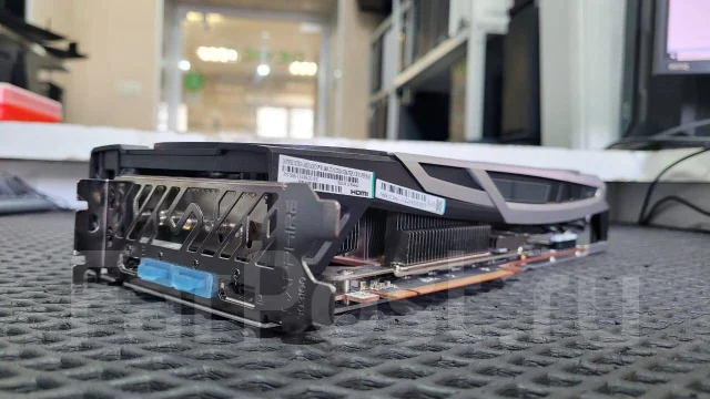 GeForce 9800 GTX+ ����