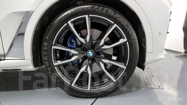 BMW X7. �������, 4wd, 3.0 (340��.�.), ������, 35 000����. ��, �/�. ��� ����� �� ������������ ����