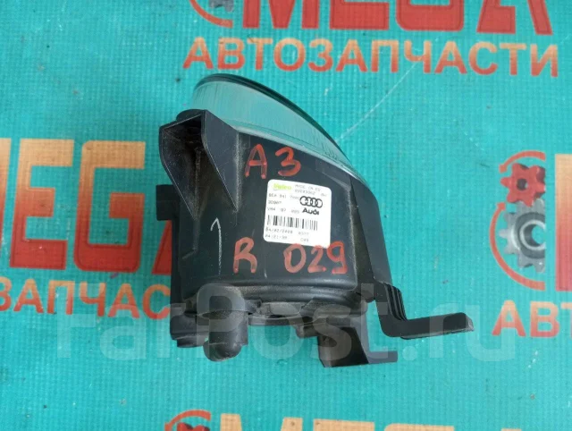 ���� ��������������� ������ Audi A3 8E0941700C ����
