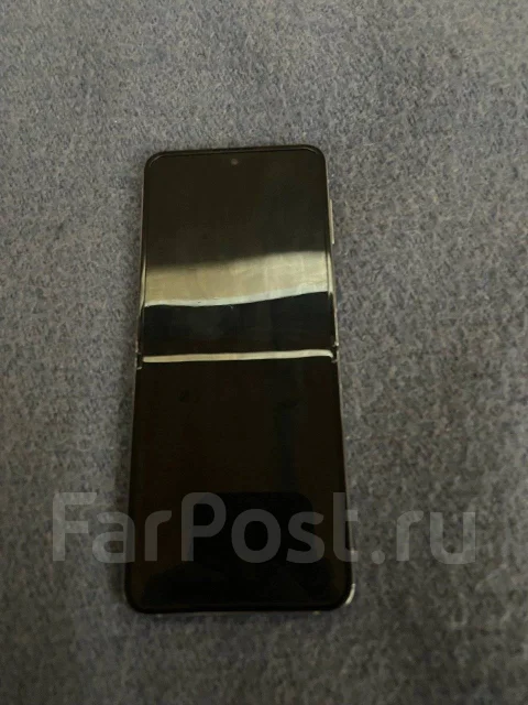 Samsung Galaxy Z Flip4. �/�, 256 ��, �����, 4G LTE, 5G, Dual-SIM, NFC ����