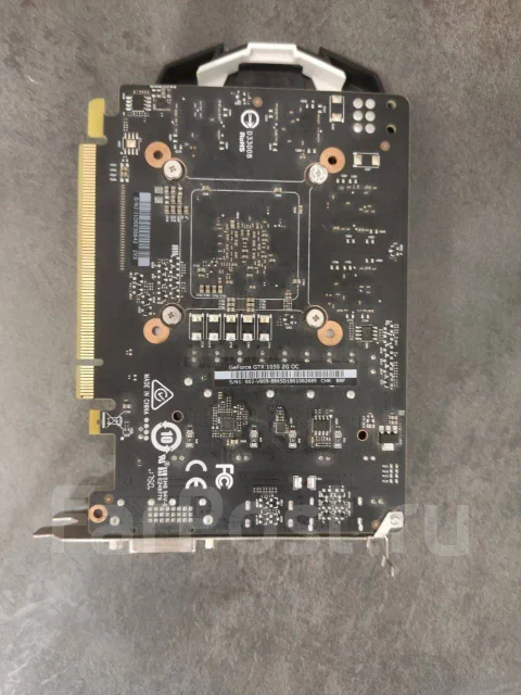 GeForce GTX 1050 ����