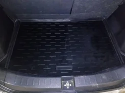 ������ � �������� Honda Fit 2 2007-2012 Aileron 70712 ����