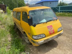 Kia Besta ����