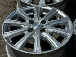 Kosei STYTZ. 5.5x15", 4x100, ET40 ����