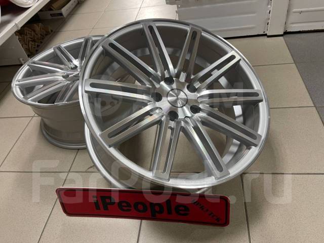 Vossen CV4. 8.0x18", 5x114.3, ET32,  73,1. 