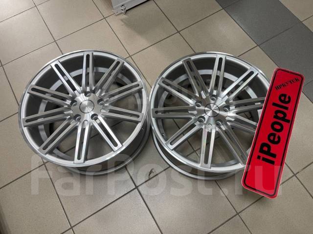Vossen CV4. 8.0x18", 5x114.3, ET32,  73,1. 