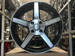 Vossen CV3-R. 7.0x16", 4x100, ET40, �� 73,1���. ��� ����� �� ����������� ����