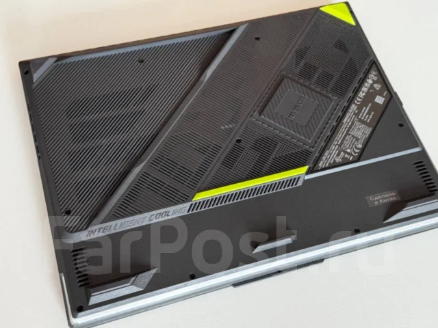Asus ROG Strix G16. 16", 2,4����, ��� 16 ��, ���� 1 000���, WiFi: 1, Bluetooth: 1, ����������� �� 4��. ����