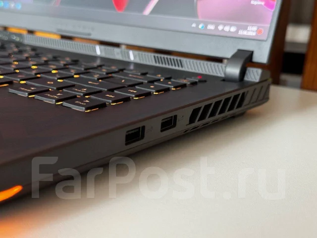 Asus ROG Strix G16. 16", 2,4����, ��� 16 ��, ���� 1 000���, WiFi: 1, Bluetooth: 1, ����������� �� 4��. ����