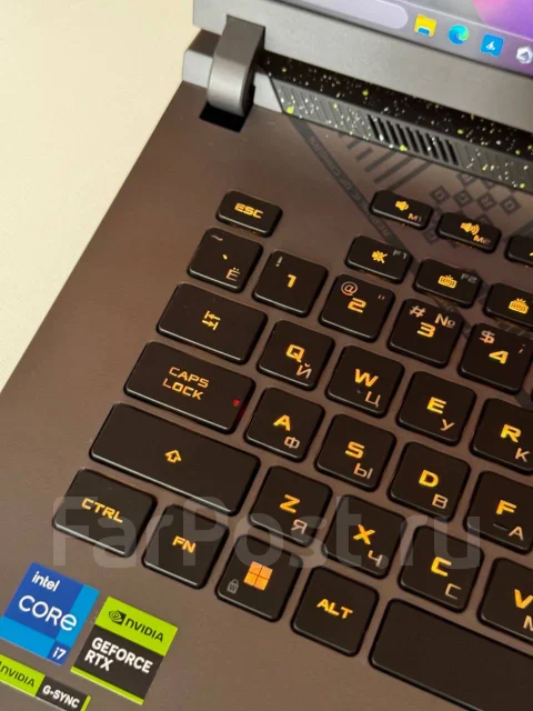 Asus ROG Strix G16. 16", 2,4����, ��� 16 ��, ���� 1 000���, WiFi: 1, Bluetooth: 1, ����������� �� 4��. ����