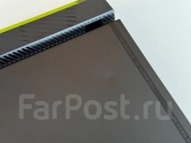 Asus ROG Strix G16. 16", 2,4����, ��� 16 ��, ���� 1 000���, WiFi: 1, Bluetooth: 1, ����������� �� 4��. ����