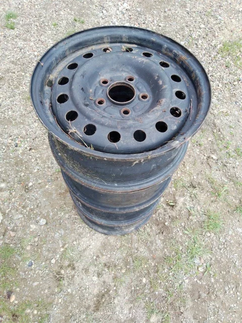 Akita. x15", 5x100 ����