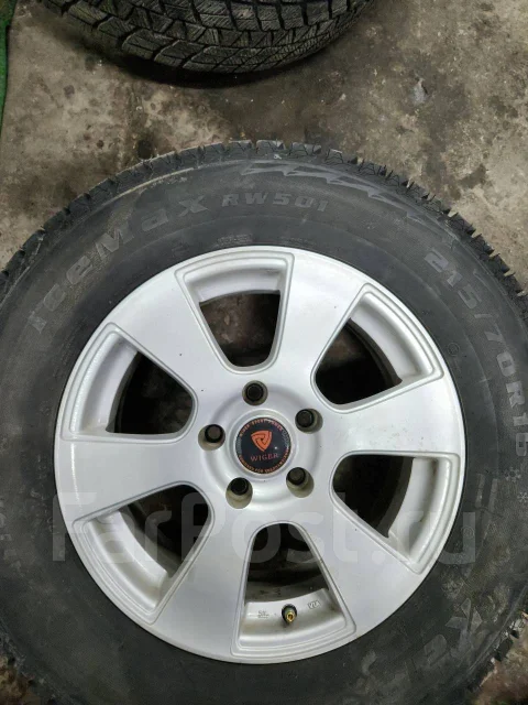 Wiger. 6.5x16", 5x114.3 ����