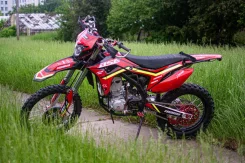 BSE Z8. 300����. ��., ��������, ��� ���, � �������� ����