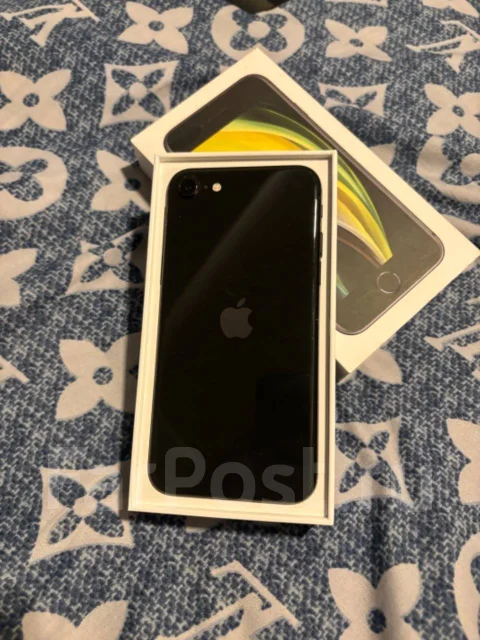 Apple iPhone SE 2020. �/� ����