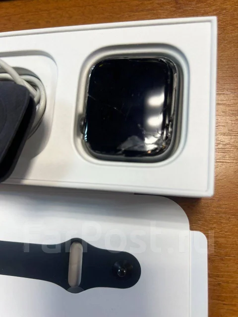 Apple Watch Series 5. GPS ����