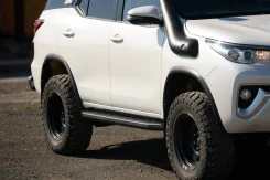 ������ ������� BMS PRO-Line ��� Toyota Fortuner GUN156 TGN156 2015-2026 (2��. ) BMS060178 ����
