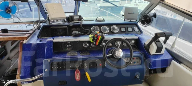 Searay Sundancer. 1990 ���, ����� 7,2��., ��������� ������������, 200��.�., ������ ����