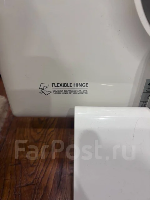 Samsung. 17", ���������� �� (LCD, LED, QLED) ����