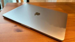 Apple MacBook Pro 13 2019 Mid. 13.3", 2,4����, ��� 8 ��, ���� 512���, WiFi: 1, Bluetooth: 1, ����������� �� 6��. ����