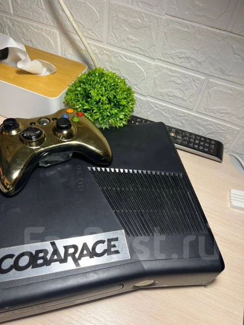 Microsoft Xbox One S ����