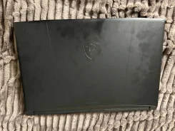 MSI Katana GF76 12UC. 17", ��� 16 ��, ���� 512���, WiFi: 1, Bluetooth: 1 ����