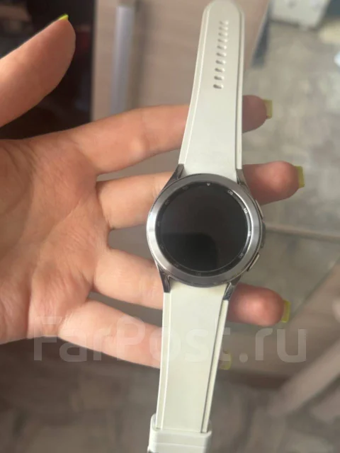 Samsung Galaxy Watch4 Classic. GPS ����