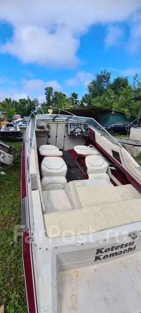 Maxum. 1990 ���, ����� 6��., ��������� ������������, 132��.�., ������ ����