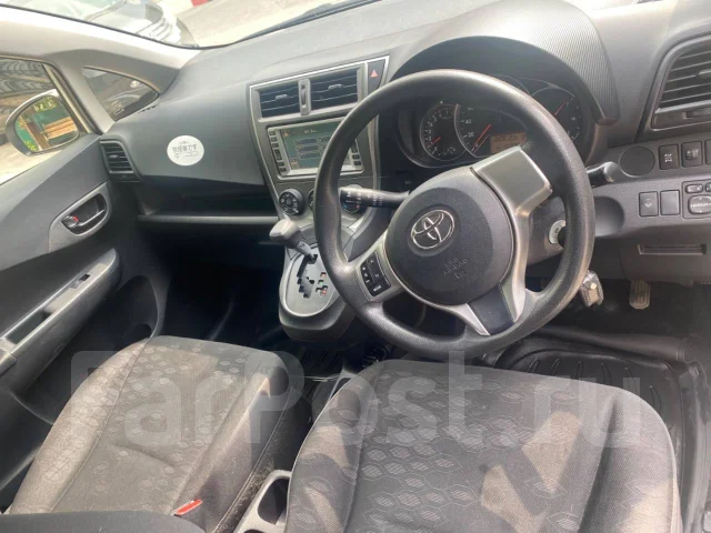 Toyota Ractis. �������, 4wd, 1.5, ������, 131 600����. �� ����