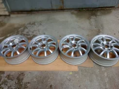 Toyota. 5.0x16", 5x114.3, ET39, �� 60,1���. ����