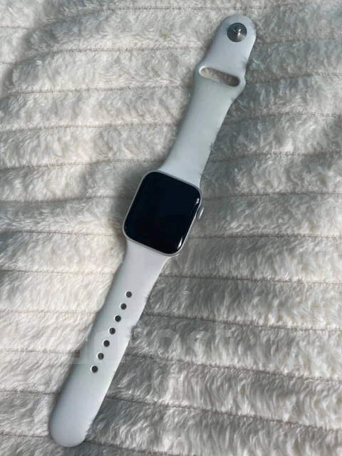 Apple Watch SE 2 ����