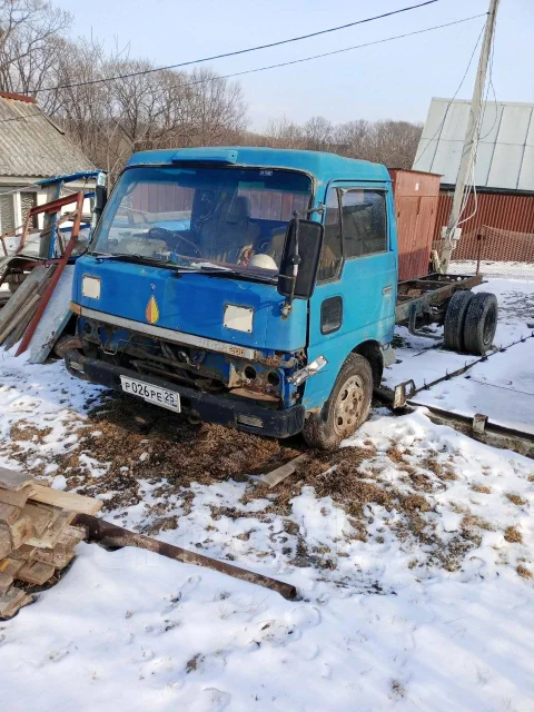 Nissan. ��������, ������, 3.3 (100��.�.), ������, 200����. �� ����